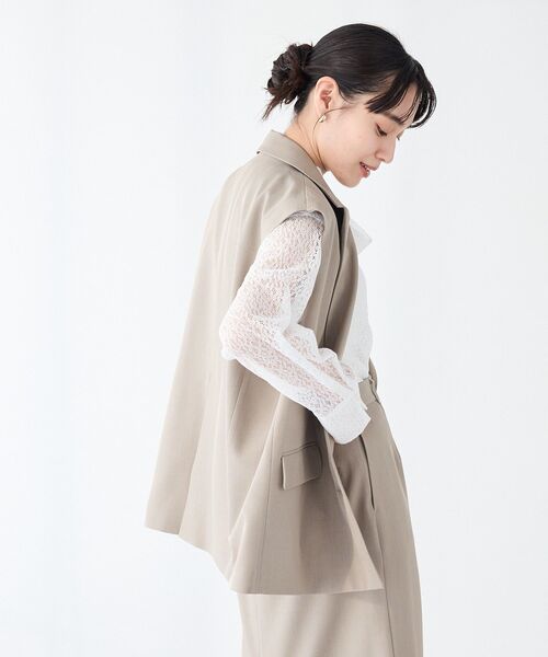 CRAFT STANDARD BOUTIQUE（クラフトスタンダードブティック）の「＜セレモニー／ハレの日＞カットアウトデザインテーラードジレ◆（ベスト・レディース・ベージュ/ブラック・FREE）」の16枚目の写真