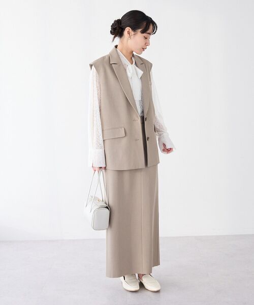 CRAFT STANDARD BOUTIQUE（クラフトスタンダードブティック）の「＜セレモニー／ハレの日＞カットアウトデザインテーラードジレ◆（ベスト・レディース・ベージュ/ブラック・FREE）」の20枚目の写真