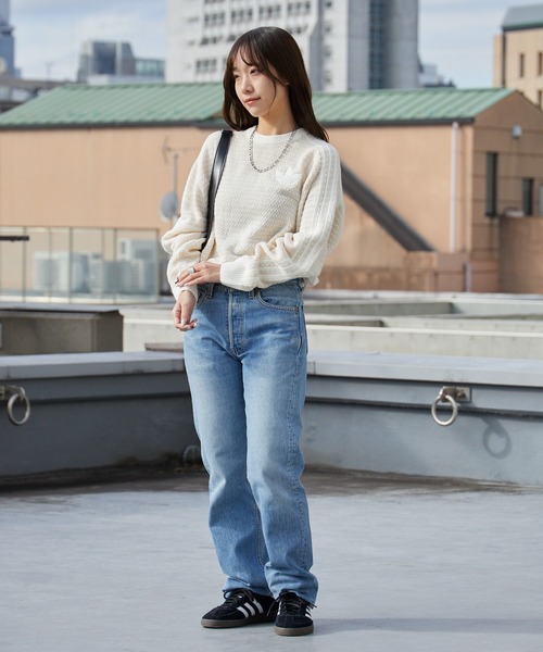 adidas（アディダス）の「adidas/アディダス KNIT SWEATER オーバーサイズ トレフォイルロゴ ニット 2026年春夏（ニット/セーター・レディース・ベージュ/レッド・S/XS/L/M）」の20枚目の写真