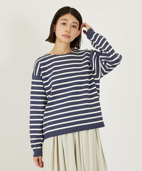 LOGEMENT DE CLAIRE(ロジュモンドクレール)の「ボーダーボートネックニット(ニット/セーター・レディース・ベージュ/ネイビー/オフホワイト・FREE)」の1枚目の写真