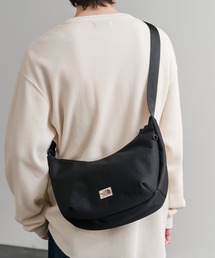 Rocky Monroe（ロッキーモンロー）の「新色追加 日本未展開モデル WHITE LABEL THE NORTH FACE STANDARD HOBO BAG S ショルダーバッグ（ショルダーバッグ）」