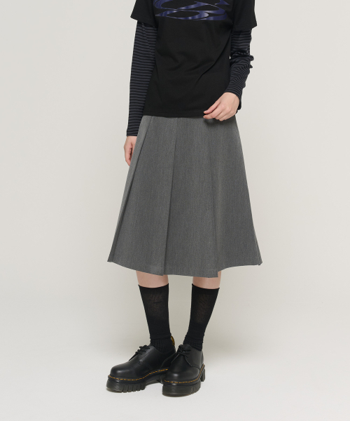 CARGOBROS FOR WOMAN(カーゴブロスフォーウィメン)の「Aラインミディプリーツスカート(グレー)(スカート・レディース・その他・SMALL/MEDIUM)」の2枚目の写真
