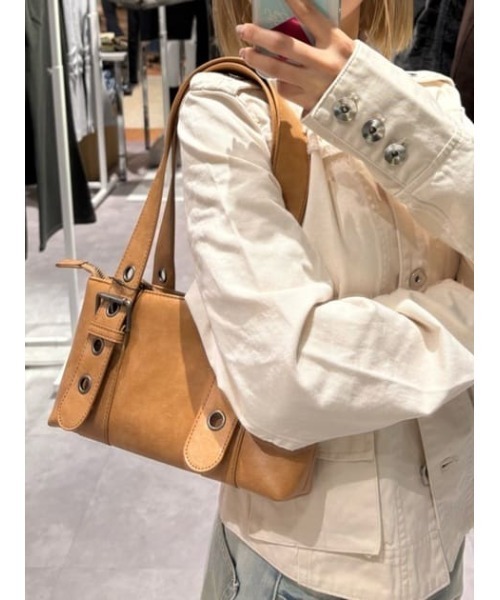 LAGUA GEM（ラグアジェム）の「BELTED COMPACT バッグ（ショルダーバッグ・レディース・ライトピンク/キャメル・FREE）」の22枚目の写真