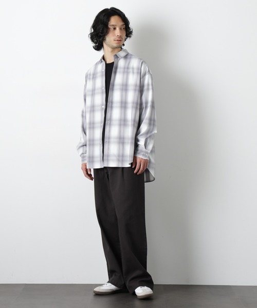 NANO universe(ナノユニバース)の「イージーバギーパンツ(デニムパンツ・メンズ・アイボリー/ブルー/スミクロ・S/L/M)」の20枚目の写真