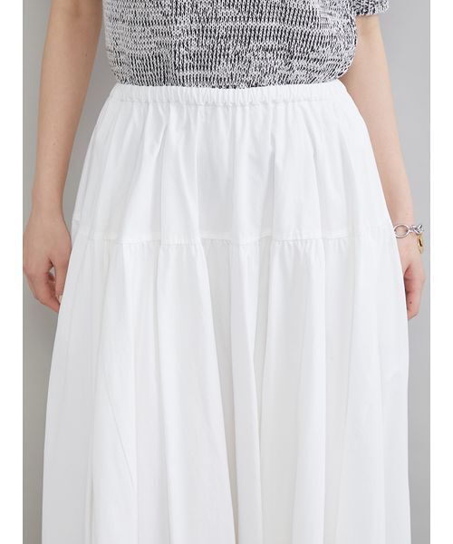 Mila Owen(ミラオーウェン)の「ウエストボリュームフレアスカート(スカート・レディース・グレー/ホワイト/ネイビー/ベージュ・1/0)」の9枚目の写真