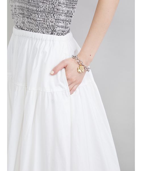 Mila Owen(ミラオーウェン)の「ウエストボリュームフレアスカート(スカート・レディース・グレー/ホワイト/ネイビー/ベージュ・1/0)」の10枚目の写真