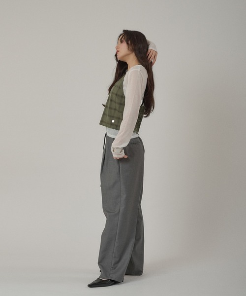 MUHET(ミュエータ)の「sheer henry neck top & halter neck bustier set / シアーヘンリートップス&ホルターネックビスチェセット(Tシャツ/カットソー・レディース・ネイビー/カーキ/チャコールグレー・FREE)」の19枚目の写真