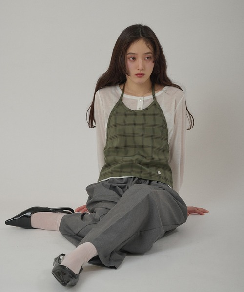 MUHET(ミュエータ)の「sheer henry neck top & halter neck bustier set / シアーヘンリートップス&ホルターネックビスチェセット(Tシャツ/カットソー・レディース・ネイビー/カーキ/チャコールグレー・FREE)」の17枚目の写真