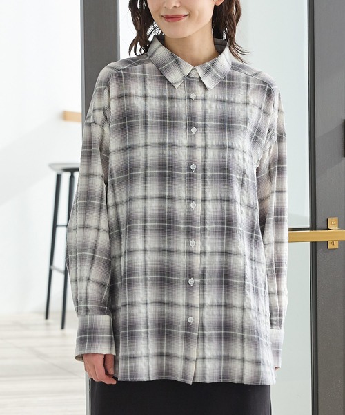 Honeys(ハニーズ)の「ゆるチュニックシャツ(シャツ/ブラウス・レディース・ホワイト×グレー/ネイビー×ホワイト/ホワイト×ブルー/イエロー系その他・F)」の8枚目の写真