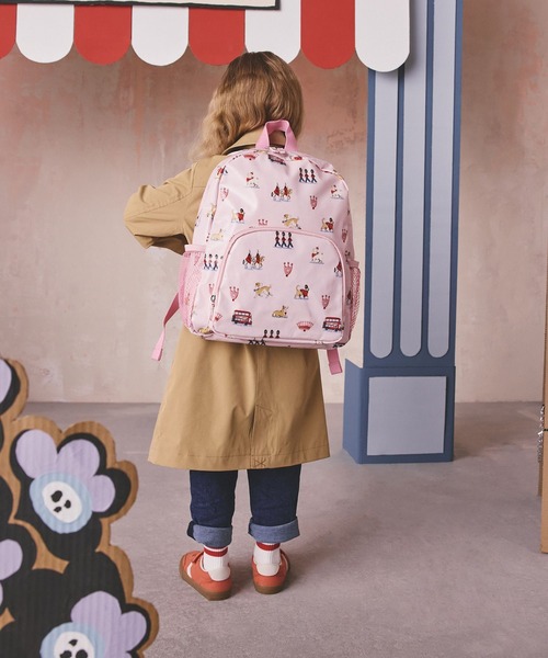 Cath Kidston(キャスキッドソン)の「キッズ ラージ バックパック Queenies London(ショルダーバッグ・レディース・ピンク・FREE)」の3枚目の写真