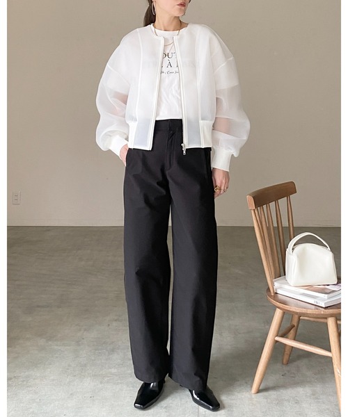 She's Closet(シーズクローゼット)の「ショート丈 ダンボールボンディング ダブルジップ 透け感 シアーブルゾン ジャケット(ブルゾン・レディース・ホワイト/ブラック・FREE)」の11枚目の写真