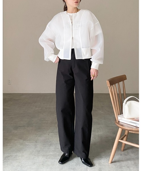 She's Closet(シーズクローゼット)の「ショート丈 ダンボールボンディング ダブルジップ 透け感 シアーブルゾン ジャケット(ブルゾン・レディース・ホワイト/ブラック・FREE)」の13枚目の写真