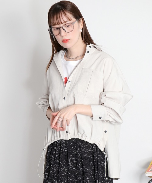 cepo（セポ）の「フロントタックドロストシャツ（シャツ/ブラウス・レディース・グレー/ピンク/オフホワイト・M）」の3枚目の写真