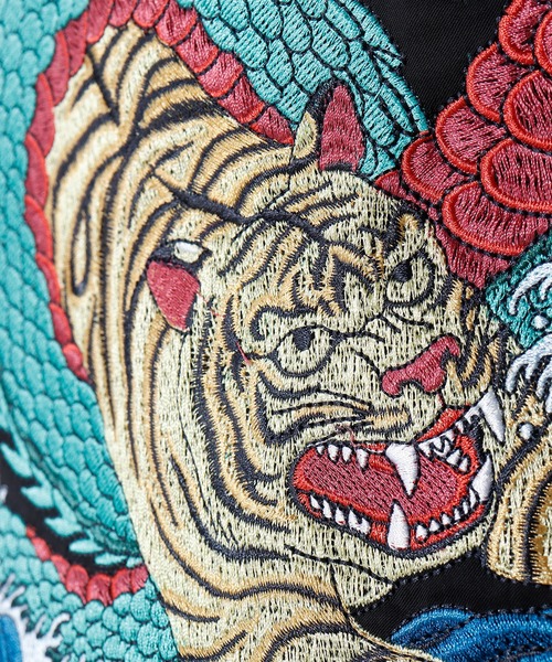 カヤ（カヤ）の「【鈴木ひょっとこ×倭物やカヤ】リバーシブルジャケットLサイズ（スカジャン・メンズ・ブラックミックス・FREE）」の3枚目の写真