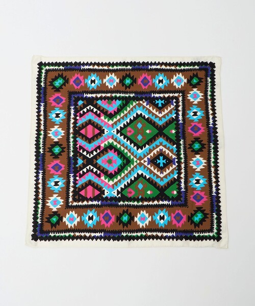 UNITED ARROWS（ユナイテッドアローズ）の「プリント ポケットチーフ（ポケットチーフ・メンズ・ブラウン系/イエロー・FREE）」の3枚目の写真