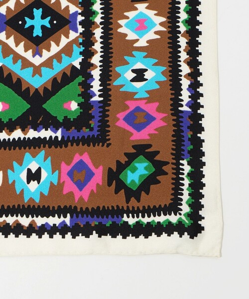 UNITED ARROWS（ユナイテッドアローズ）の「プリント ポケットチーフ（ポケットチーフ・メンズ・ブラウン系/イエロー・FREE）」の4枚目の写真