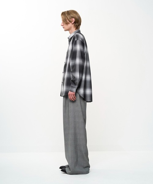 Juha（ユハ）の「LIGHTWEIGHT OMBRE CHECK SHIRT（シャツ/ブラウス・メンズ・ベージュ/グレー・4/3）」の7枚目の写真