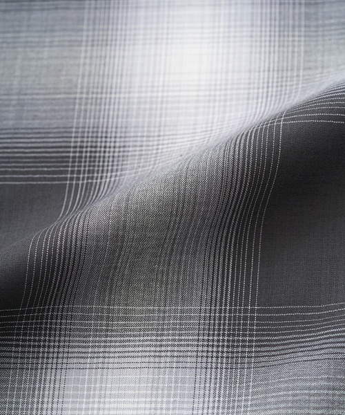 Juha（ユハ）の「LIGHTWEIGHT OMBRE CHECK SHIRT（シャツ/ブラウス・メンズ・ベージュ/グレー・4/3）」の14枚目の写真