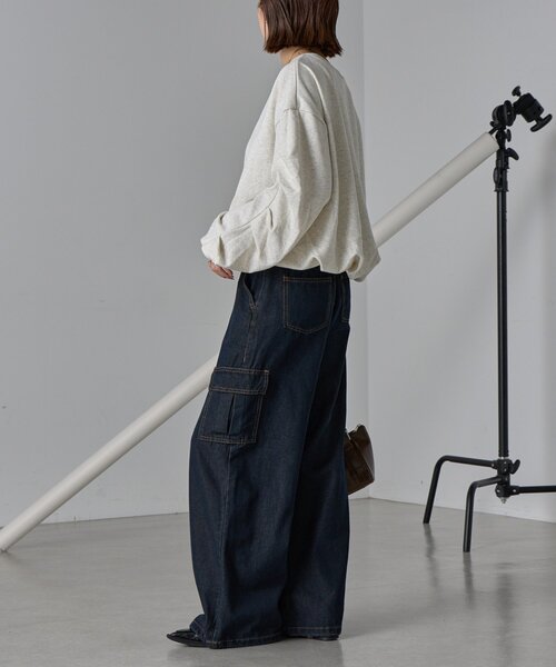 goocy（グーシー）の「裏毛袖タックバルーンプルオーバー（Tシャツ/カットソー・レディース・ブラック/グレー/ホワイト系その他・FREE）」の5枚目の写真