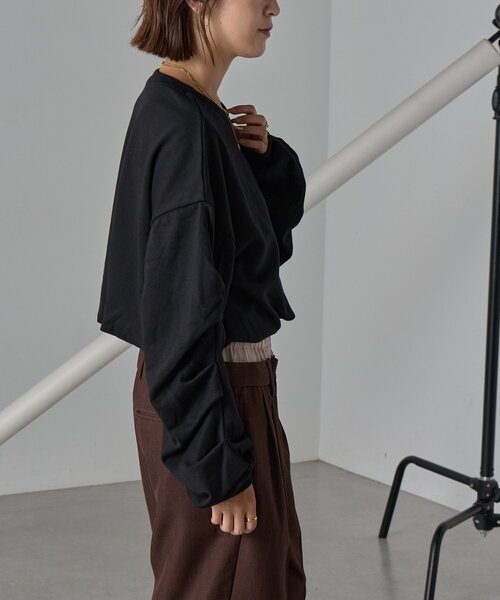 goocy（グーシー）の「裏毛袖タックバルーンプルオーバー（Tシャツ/カットソー・レディース・ブラック/グレー/ホワイト系その他・FREE）」の8枚目の写真