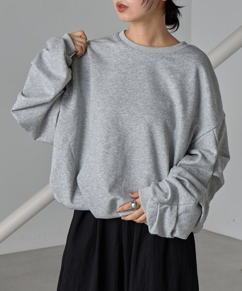 goocy（グーシー）の「裏毛袖タックバルーンプルオーバー（Tシャツ/カットソー・レディース・ブラック/グレー/ホワイト系その他・FREE）」の15枚目の写真