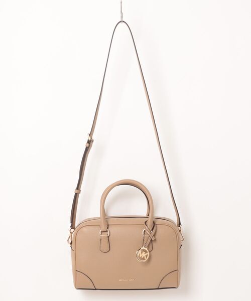 MICHAEL KORS(マイケルコース)の「THOMPSON ぺブル レザー ダッフル サッチェル ミディアム(ハンドバッグ・レディース・キャメル・FREE)」の1枚目の写真