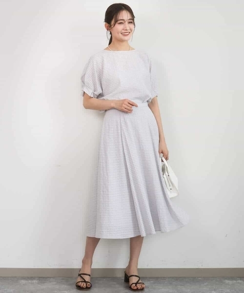 MK MICHEL KLEIN（エムケーミッシェルクラン）の「[洗える]シアーチェック柄フレアスカート（スカート・レディース・ライトグレー/ネイビー・38）」の14枚目の写真