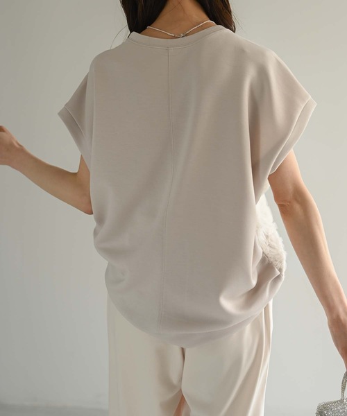 Muffiny(マフィニー)の「フラワーチュールデザインT(Tシャツ/カットソー・レディース・ダークグレー/ライトグレー/ベージュ・MEDIUM)」の22枚目の写真