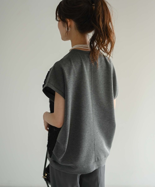 Muffiny(マフィニー)の「フラワーチュールデザインT(Tシャツ/カットソー・レディース・ダークグレー/ライトグレー/ベージュ・MEDIUM)」の7枚目の写真