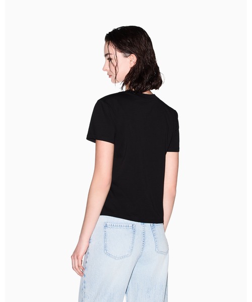 ARMANI EXCHANGE(アルマーニエクスチェンジ)の「【A|X アルマーニ エクスチェンジ】スパンコールロゴ 半袖クルーネックTシャツ/REGULAR BOXY(Tシャツ/カットソー・レディース・ブラック/ホワイト・MEDIUM/LARGE/X-SMALL/X-LARGE/SMALL)」の3枚目の写真