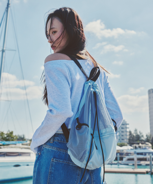 AFTERHOURS(アフターアワーズ)の「GRAPHIC ONE SHOULDER WAFFLE TOP (WHITE MELANGE)(Tシャツ/カットソー・レディース・ライトグレー・FREE)」の5枚目の写真