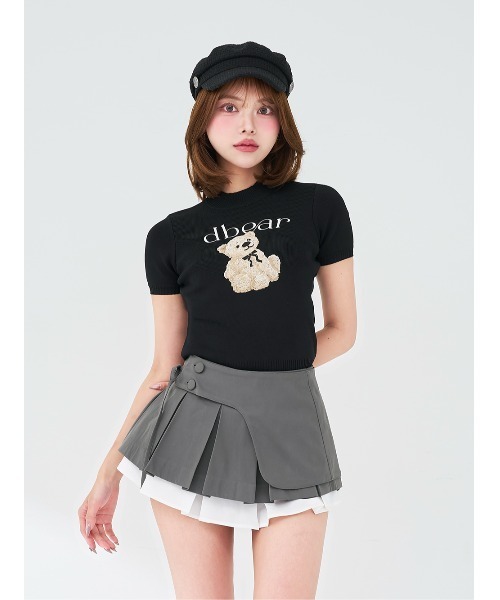 Darich(ダーリッチ)の「エンブロイダリーDbearハーフスリーブニットトップス(ニット/セーター・レディース・ホワイト/ピンク/サックスブルー/ブラック・FREE)」の2枚目の写真