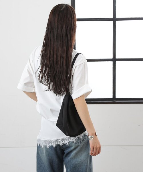 COLONY 2139(コロニートゥーワンスリーナイン)の「【接触冷感】アイラッシュ裾レースドッキングTシャツ(Tシャツ/カットソー・レディース・ホワイト/チャコールグレー/ブラック・FREE)」の4枚目の写真