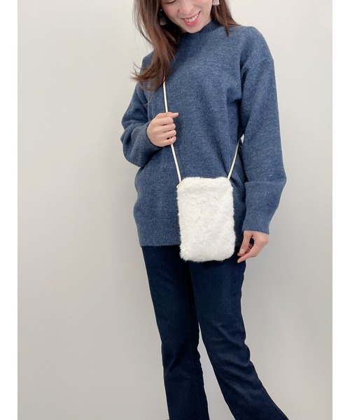 tokohana(トコハナ)の「ファー バッグ スマホ ショルダーバッグ レディース 秋冬(ショルダーバッグ・レディース・ベージュ系その他/ライトベージュ/グレー/ブラウン系その他・FREE)」の15枚目の写真