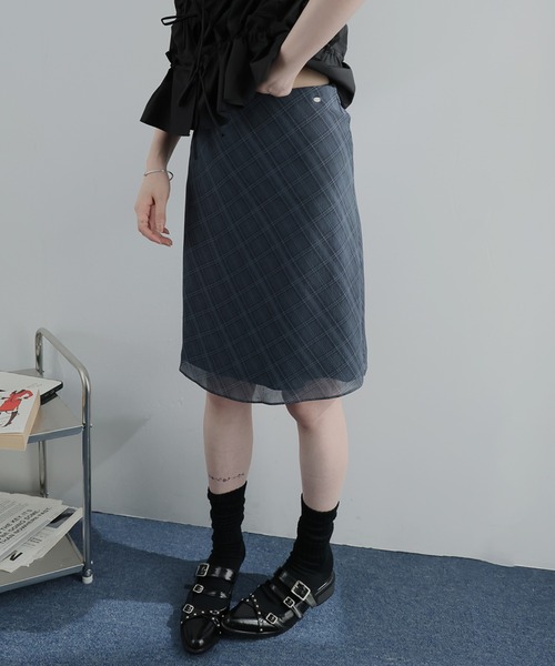 Ulysses(ユリシス)の「チェック柄ミディ丈スカート(スカート・レディース・ブラウン/ネイビー・F)」の13枚目の写真