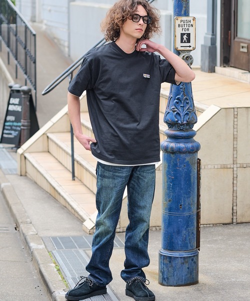 ragged mountain（ラギットマウンテン）の「【RAGGED MOUNTAIN/ラギットマウンテン】【究極のシンプルT】BARNSTEAD/バーンステッド ワンポイントロゴＴシャツ ルーズシルエット アウトドア ストリート 大人カジュアル ノームコア ミニマル（Tシャツ/カットソー・メンズ・ホワイト/ブラック/ベージュ/カーキ/ピンク・MEDIUM/LARGE/X-LARGE）」の7枚目の写真