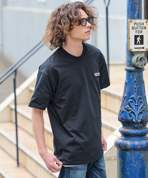 ragged mountain（ラギットマウンテン）の「【RAGGED MOUNTAIN/ラギットマウンテン】【究極のシンプルT】BARNSTEAD/バーンステッド ワンポイントロゴＴシャツ ルーズシルエット アウトドア ストリート 大人カジュアル ノームコア ミニマル（Tシャツ/カットソー・メンズ・ホワイト/ブラック/ベージュ/カーキ/ピンク・MEDIUM/LARGE/X-LARGE）」の15枚目の写真
