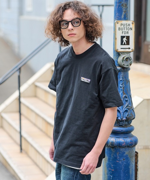 ragged mountain（ラギットマウンテン）の「【RAGGED MOUNTAIN/ラギットマウンテン】【究極のシンプルT】BARNSTEAD/バーンステッド ワンポイントロゴＴシャツ ルーズシルエット アウトドア ストリート 大人カジュアル ノームコア ミニマル（Tシャツ/カットソー・メンズ・ホワイト/ブラック/ベージュ/カーキ/ピンク・MEDIUM/LARGE/X-LARGE）」の20枚目の写真