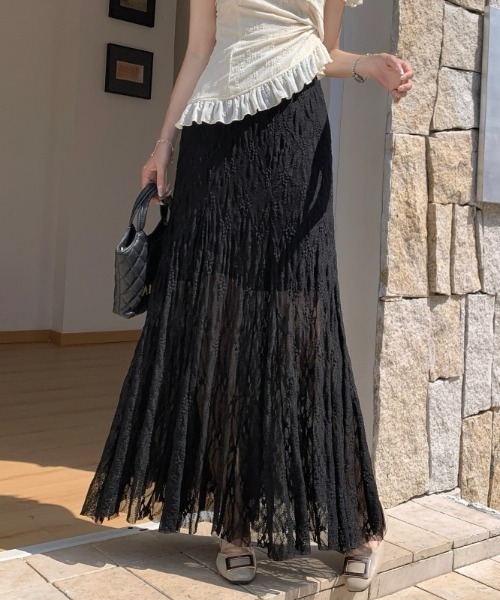 AMAJI(アマジ)の「ハイウエスト レーススカート マキシ丈 マーメイドシルエット フレアヘム ウエストゴム(スカート・レディース・ベージュ/ホワイト/ブラック・X-LARGE/LARGE/MEDIUM/SMALL)」の1枚目の写真