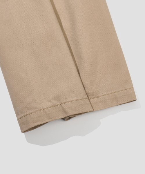 AGOD（エージーオーディー）の「スナップボタンカーブパンツ [ベージュ]（その他パンツ・レディース・その他・SMALL/MEDIUM/LARGE/X-LARGE）」の3枚目の写真