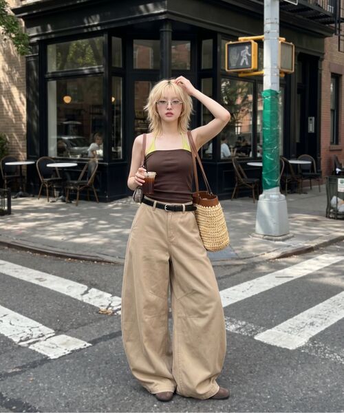 AGOD（エージーオーディー）の「スナップボタンカーブパンツ [ベージュ]（その他パンツ・レディース・その他・SMALL/MEDIUM/LARGE/X-LARGE）」の16枚目の写真