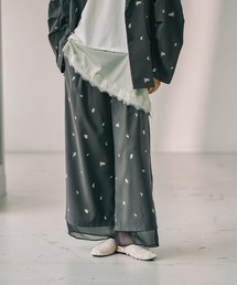 《オフィスライン》刺繍ワイドパンツ 638384