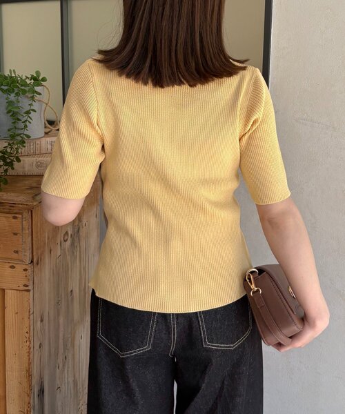 Thevon（ゼボン）の「バイカラーアシメネック半袖ニット（ニット/セーター・レディース・アイボリー/イエロー/ネイビー・S/M）」の7枚目の写真