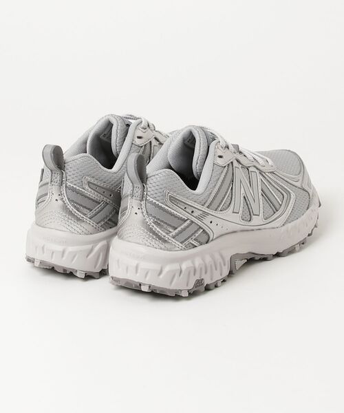 NEW BALANCE(ニューバランス)の「410 v5(スニーカー・レディース・シルバー・22.0cm/22.5cm/23.0cm/23.5cm/24.0cm/24.5cm/25.0cm/25.5cm/26.0cm/26.5cm/27.0cm/27.5cm/28.0cm/28.5cm/29.0cm)」の4枚目の写真