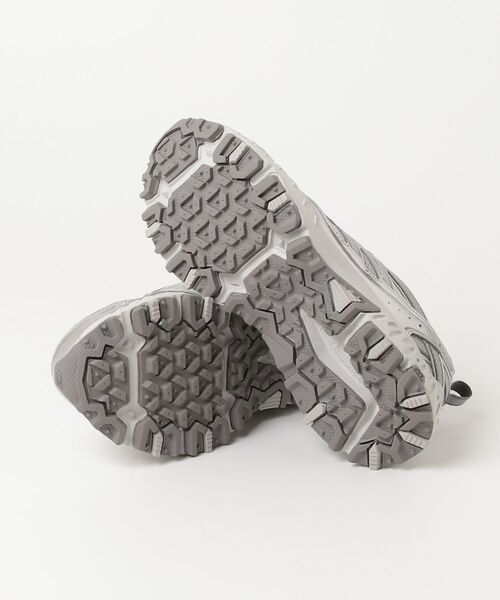 NEW BALANCE(ニューバランス)の「410 v5(スニーカー・レディース・シルバー・22.0cm/22.5cm/23.0cm/23.5cm/24.0cm/24.5cm/25.0cm/25.5cm/26.0cm/26.5cm/27.0cm/27.5cm/28.0cm/28.5cm/29.0cm)」の5枚目の写真