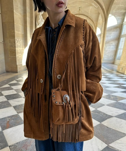 Ameri(アメリ)の「WESTERN FRINGE SYNTHETIC SUEDE VEST(ベスト・レディース・パープル/ブラウン・FREE)」の9枚目の写真
