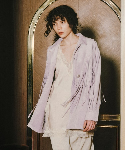 Ameri(アメリ)の「WESTERN FRINGE SYNTHETIC SUEDE VEST(ベスト・レディース・パープル/ブラウン・FREE)」の22枚目の写真