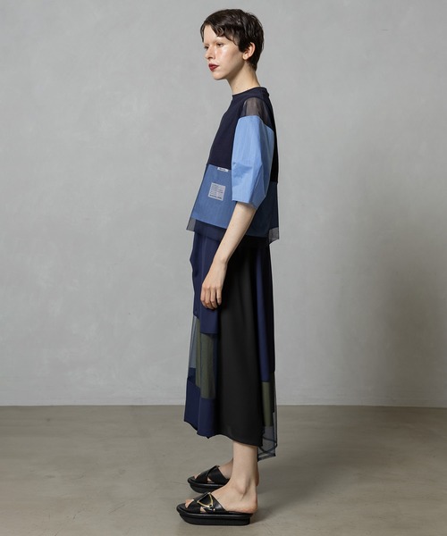 MARECHAL TERRE（マルシャルテル）の「部分シアートップス（Tシャツ/カットソー・レディース・グレイッシュベージュ/ネイビー/ブラック・MEDIUM）」の22枚目の写真