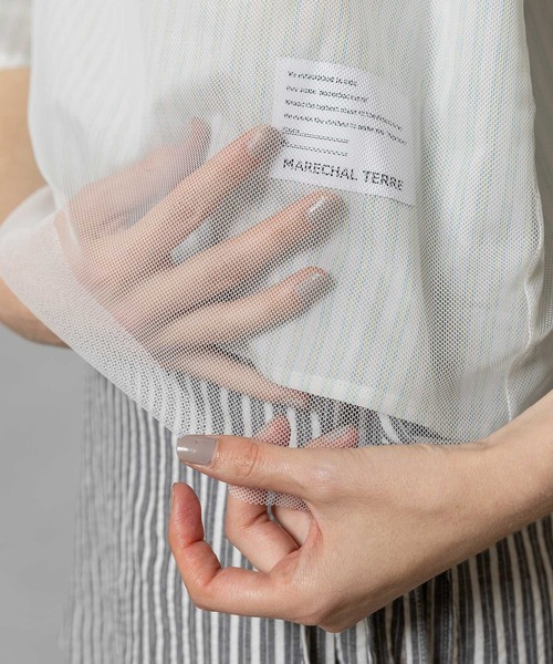 MARECHAL TERRE（マルシャルテル）の「部分シアートップス（Tシャツ/カットソー・レディース・グレイッシュベージュ/ネイビー/ブラック・MEDIUM）」の10枚目の写真