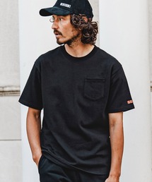 felkod（フィルコッド）の「mt10584- Barcode Embroidery 10oz Pocket Tee スーパーヘビーウェイトTシャツ(F26A320)（Tシャツ/カットソー）」